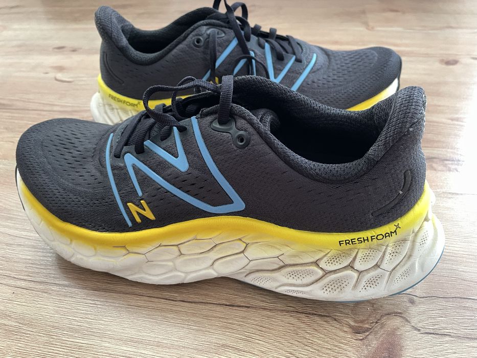 Buty do biegania NEW BALANCE Fresh Foam X MORE v4, 43