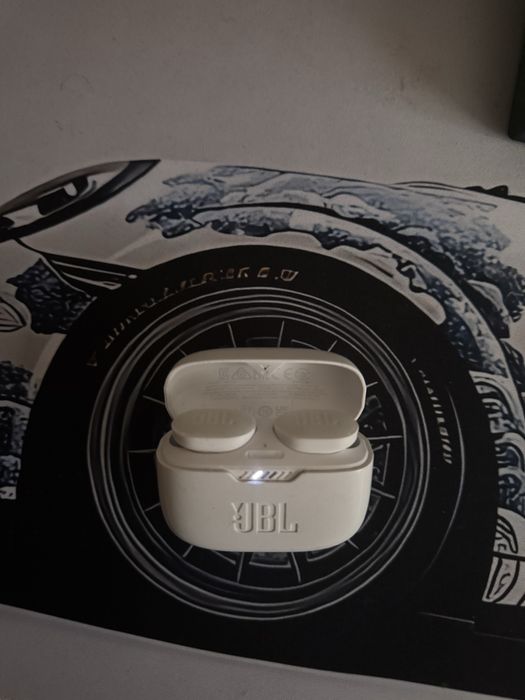 sluchawki bezprzewodowe jbl 130nc tws