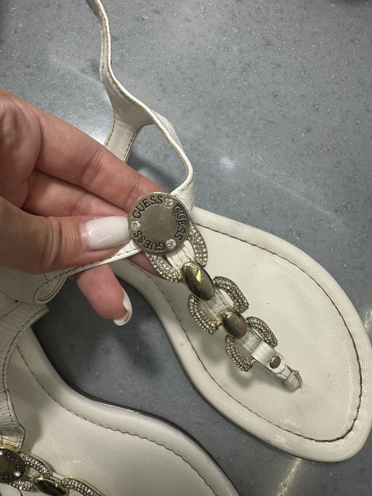 Бомоніжки   Guess