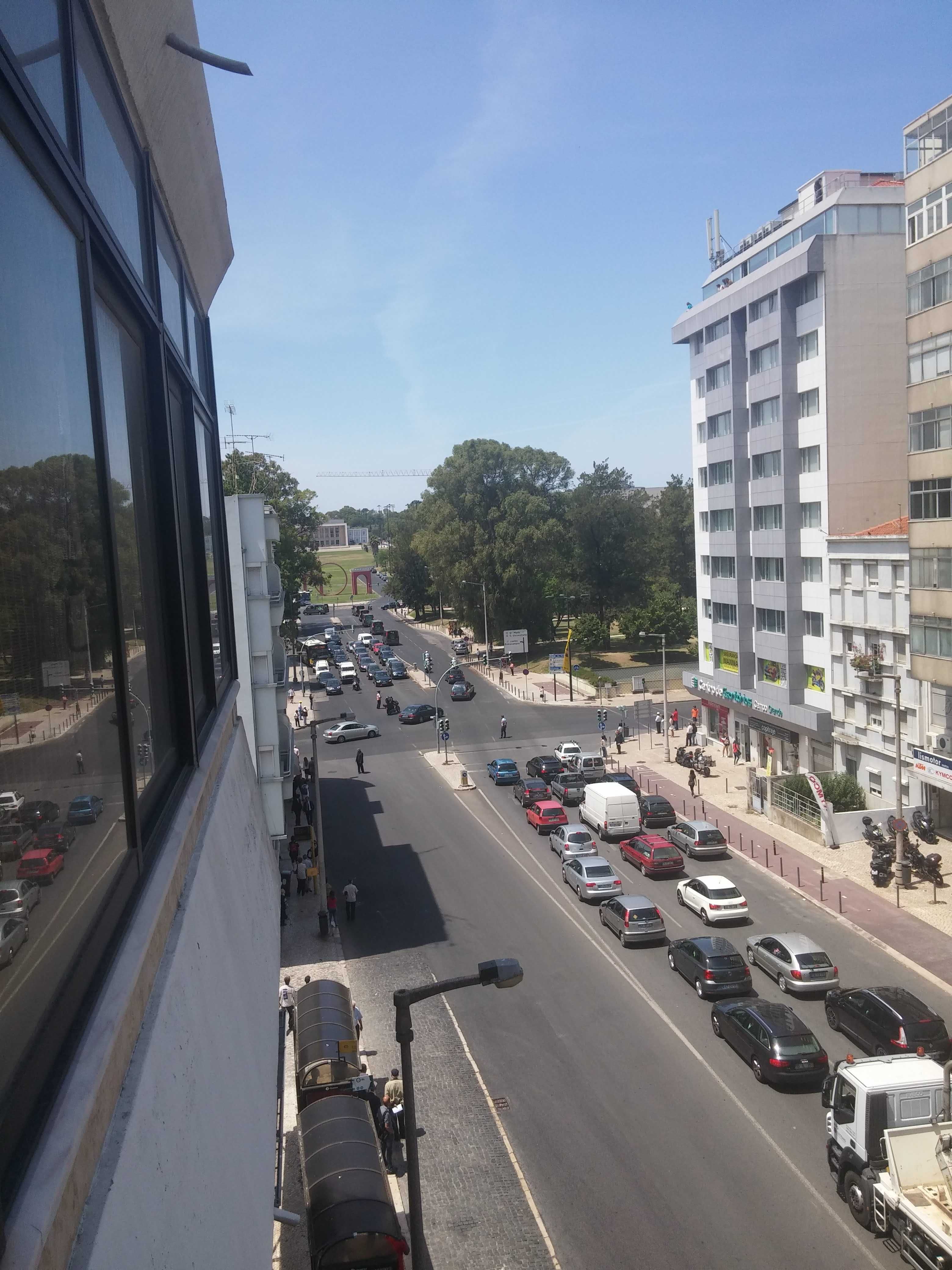 Quarto com Cama de Casal | Campo Grande – Cidade Universitária