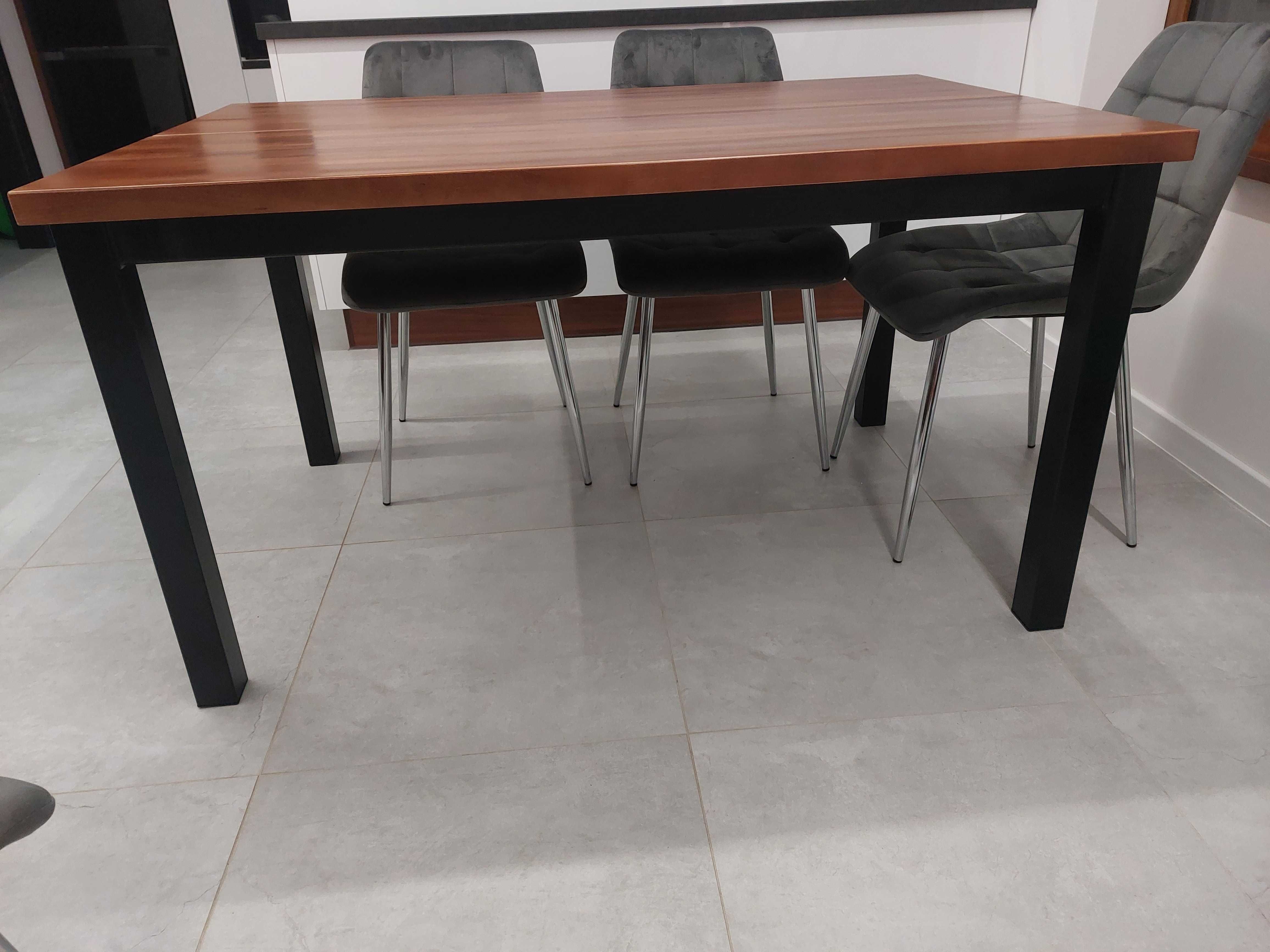 Stol loft na wymiar
