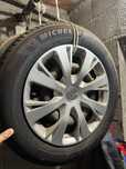 Jogo de jantes + pneus Michelin 185/65 R15 – Usados