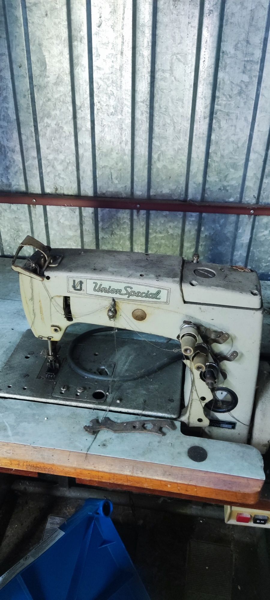 Stare maszyny + Parownica (Z blatami na stoliki) Solidne