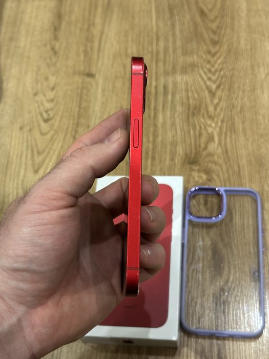 Продам Iphone 13 128 гб red все оригінал акб 79%