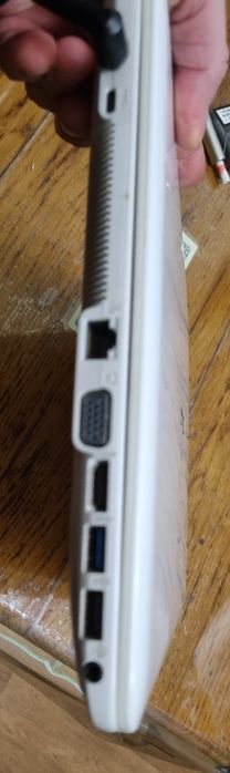 Продам игровой ноутбук 16" Asus X540s видео  1GB