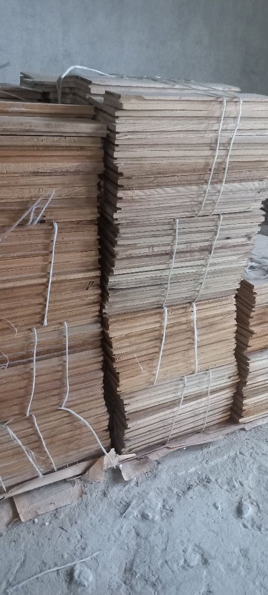 Продам паркет в доброму стані