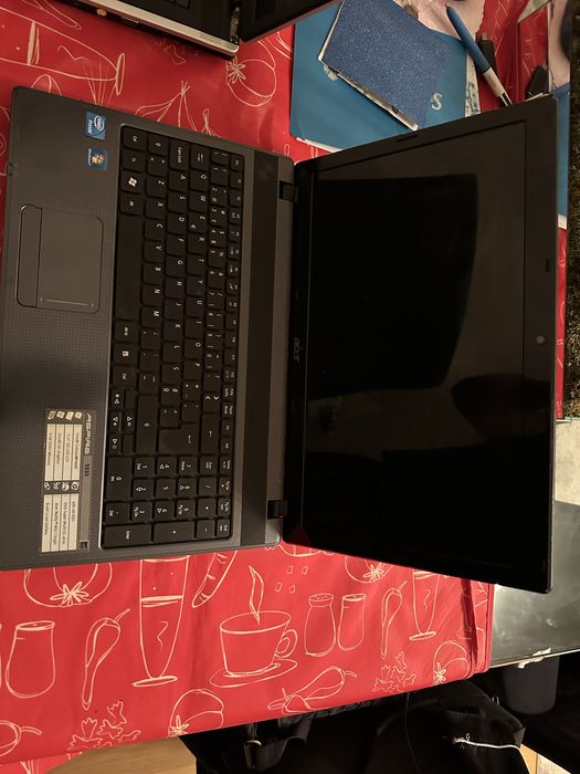 Torre e Portateis - acer aspire 5333 e fujistu amilo para peças