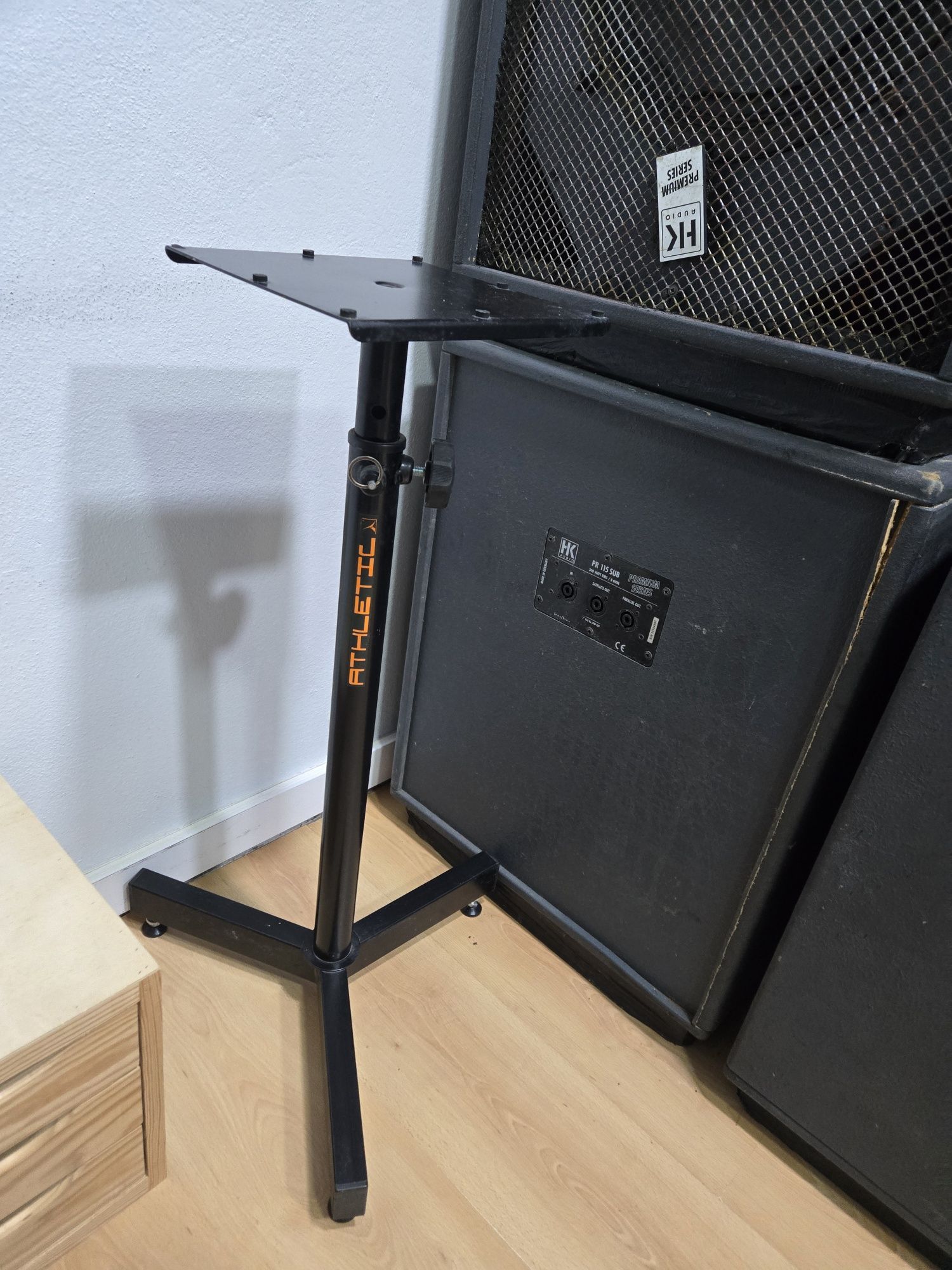 Suporte monitor/mesa