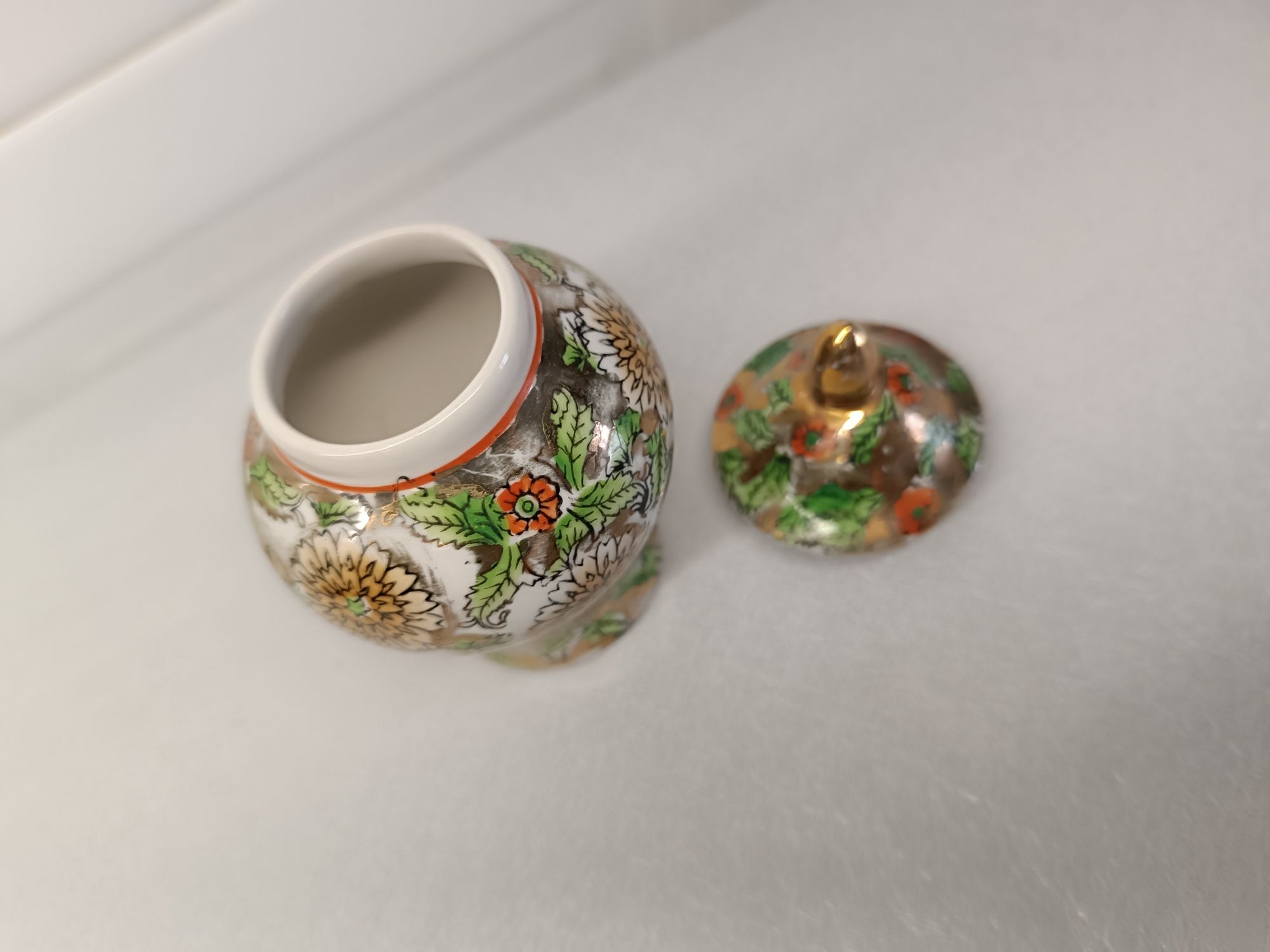 Pote Porcelana Oriental. Vintage. 12 cm. Excelente Estado