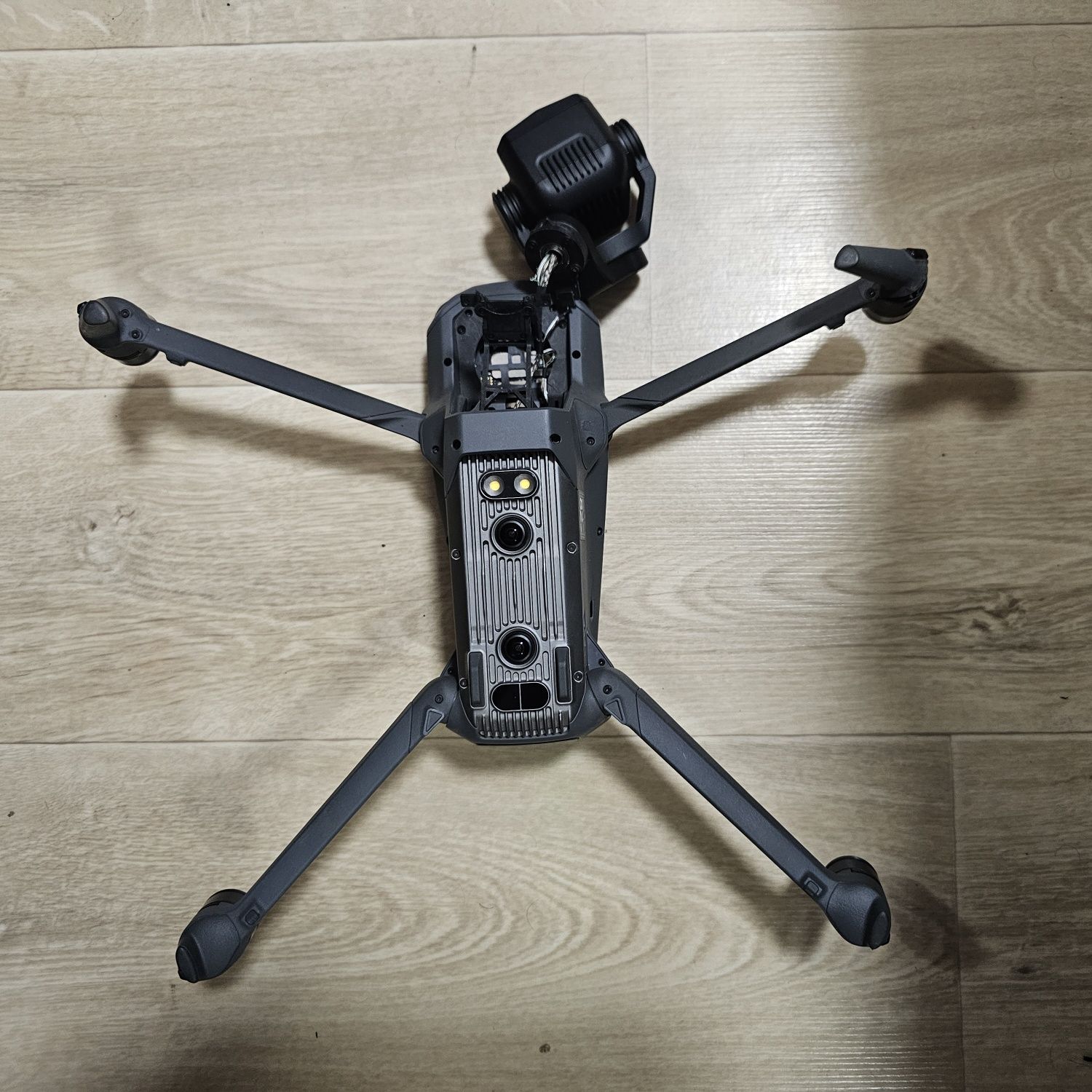 Квадрокоптер - DJI Mavic 3 Pro (под ремонт/чистый аккаунт)