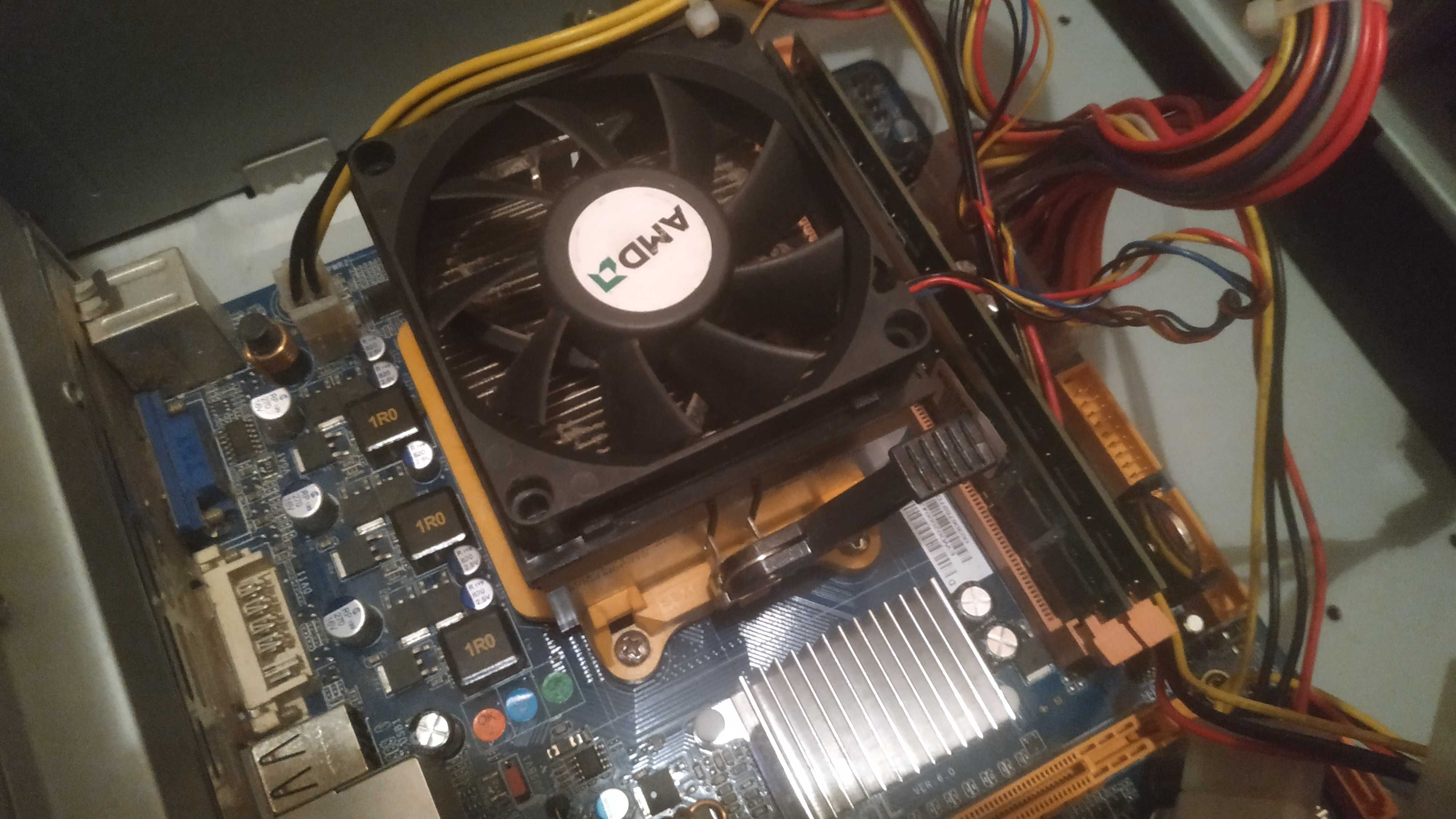 Рабочий ПК. AMD 1.8 GHz; DDR2 5Gb