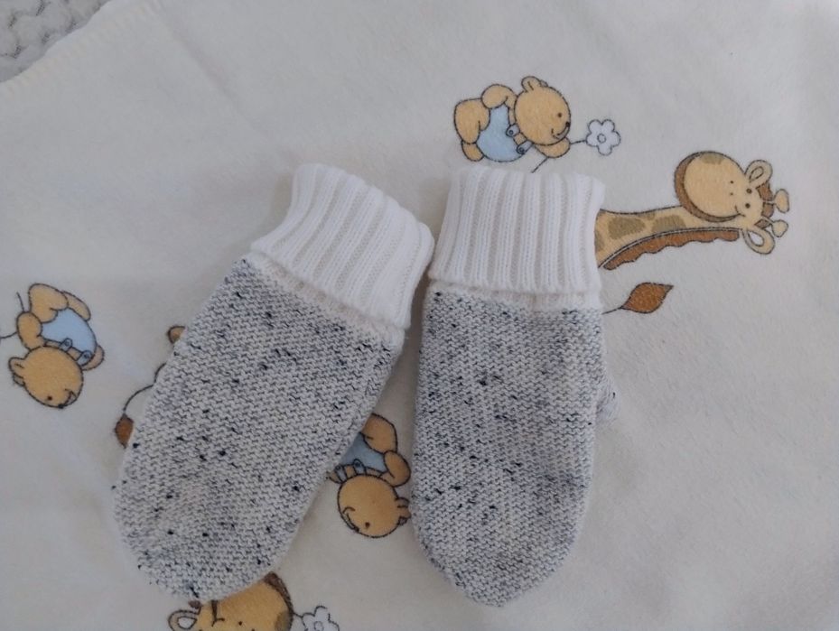 Rękawiczki z jednym palcem H&M rozmiar 86/92