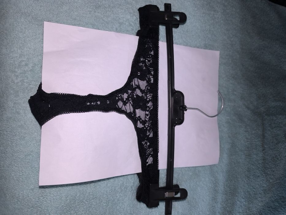 Stringi męskie push up koronkowe