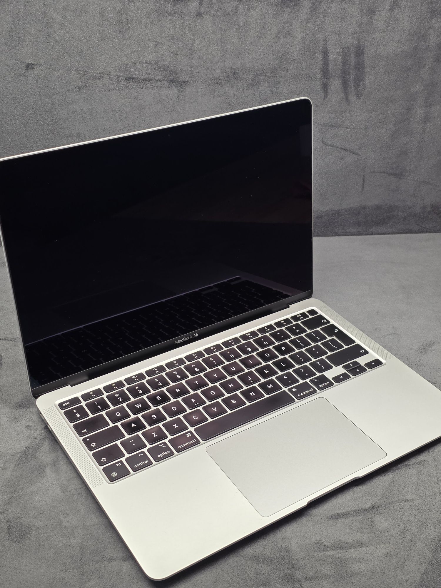 Macbook Air M1 16/256GB