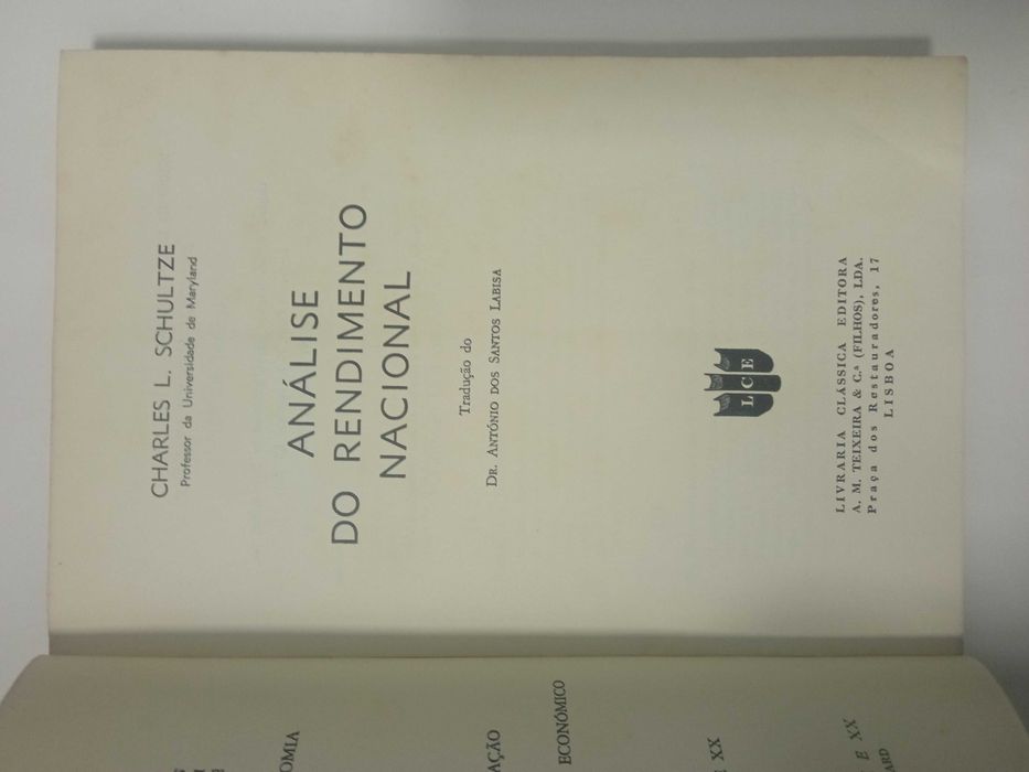Análise do rendimento nacional, por Charles L. Schultze