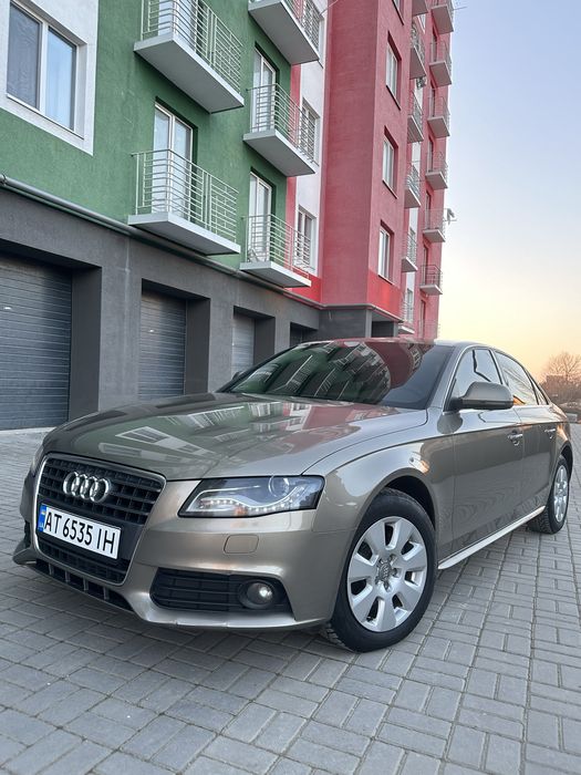 Продам Audi A4 B8
