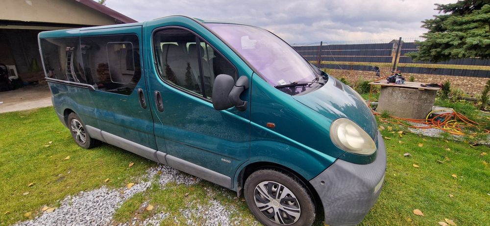 Sprzedam Opel vivaro Long  9os hak