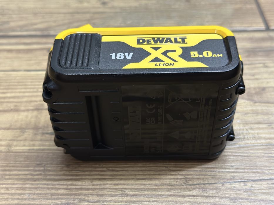 Bateria akumulator DeWalt o pojemności 5AH 18V - 2024r.