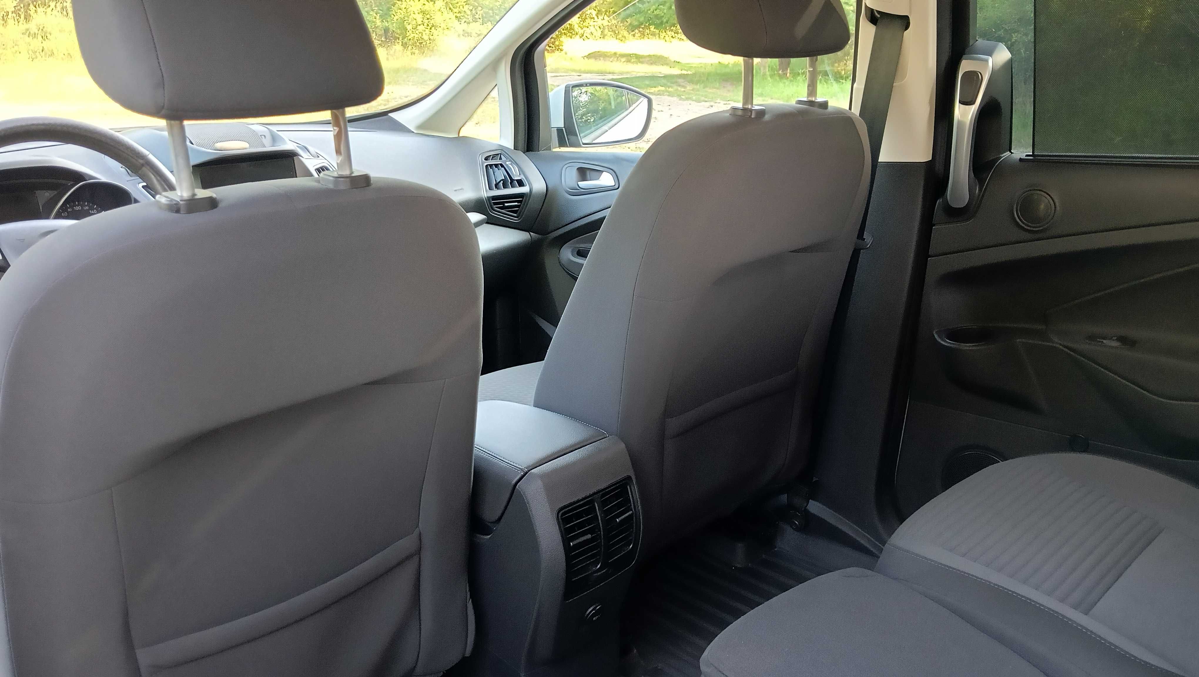 Автомобіль Ford Grand C-Max