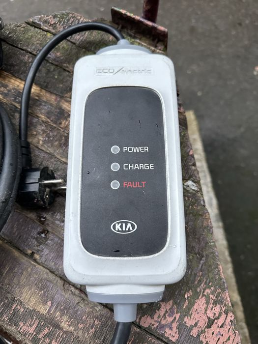 Зарядний пристрій тайп 1