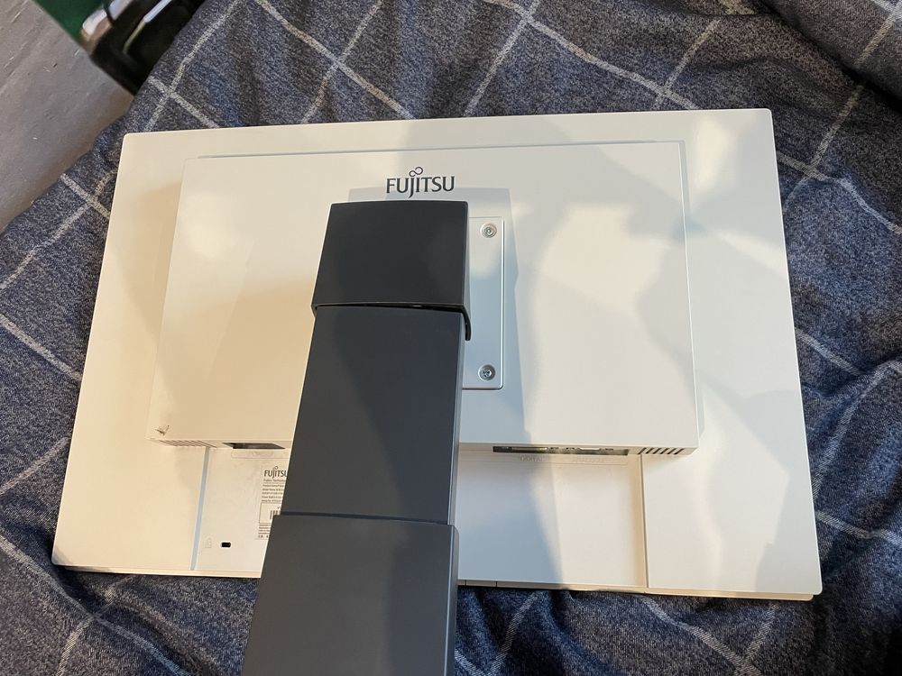 Monitor Fujitsu 22 cale B22W-5 ECO