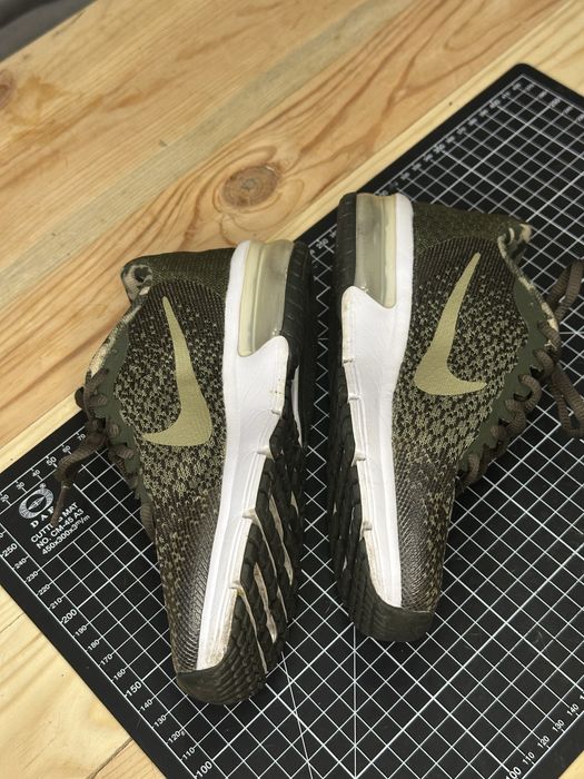Nike air max sequent 2