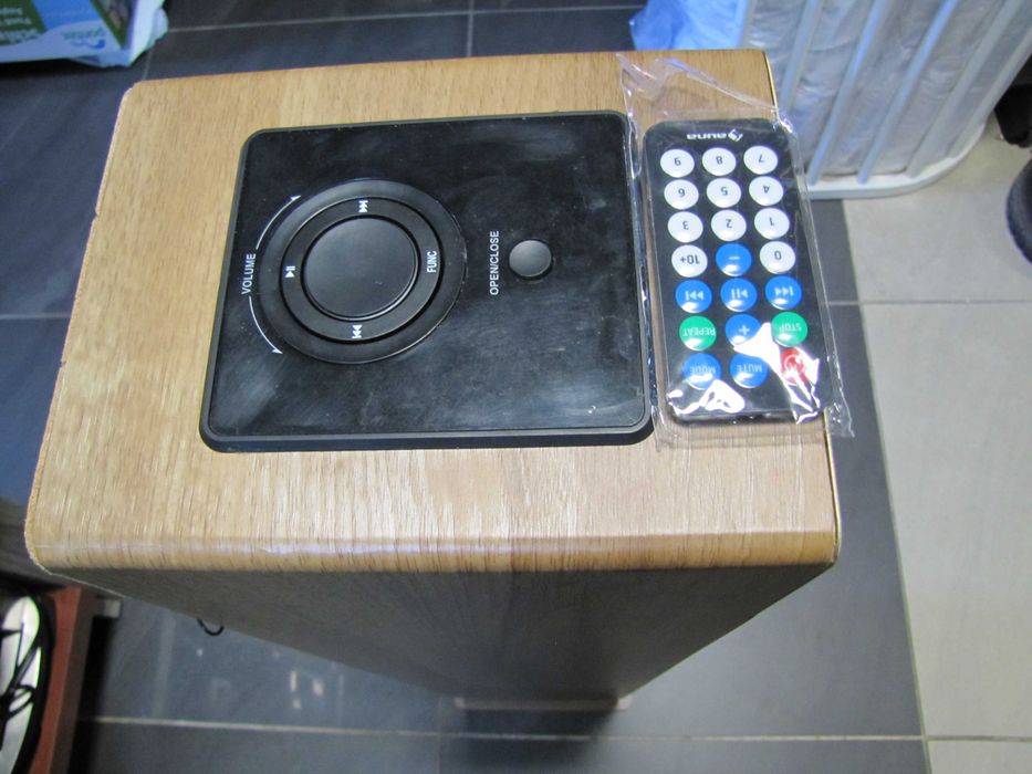 Głośnik kolumna głośnikowa CD, FM, Bluetooth, USB, SD/MMC Auna drewno