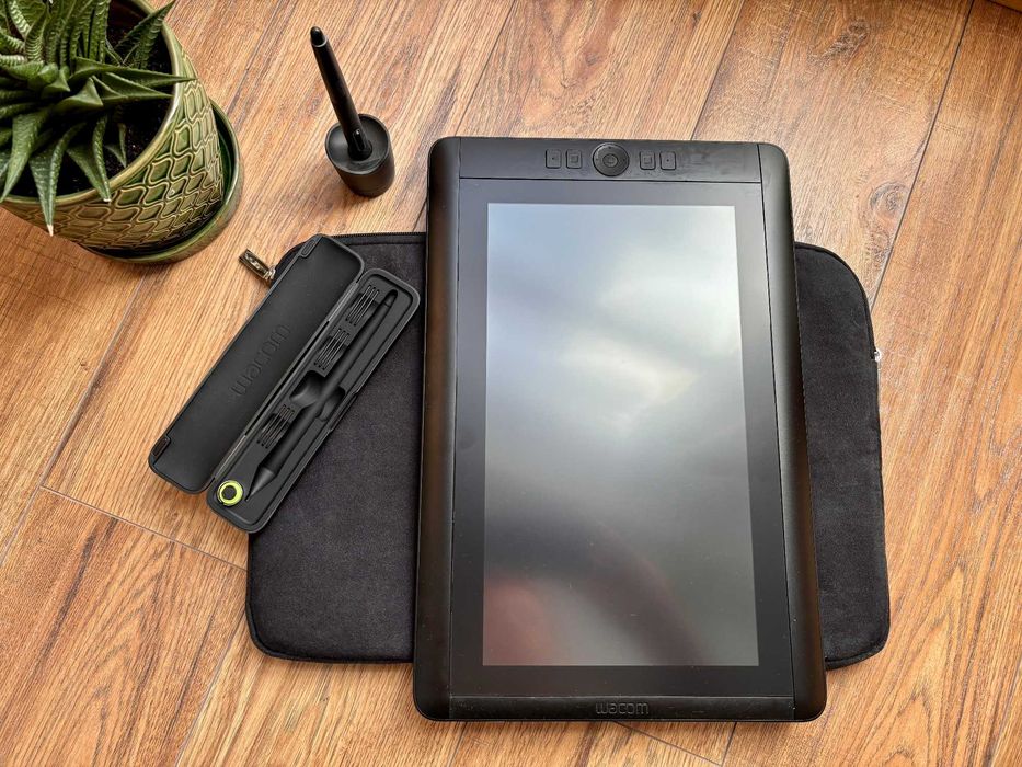 tablet graficzny WACOM CINTIQ 13HD  mod. DTK-1301
