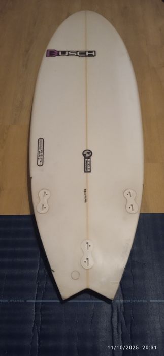 Prancha de surf 5.10 com pouco uso