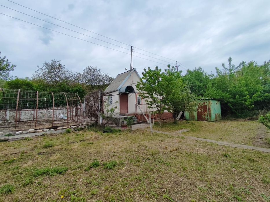 Продам дачу біля Чиколовки