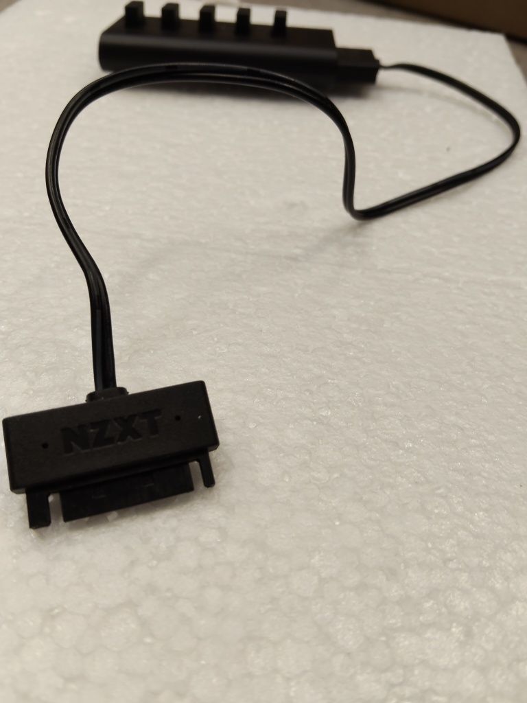 nzxt Internal USB HUB