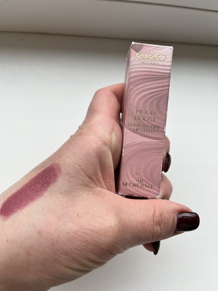 Губна зволожуюча помада Kiko Mood Boost Born to shine lip style