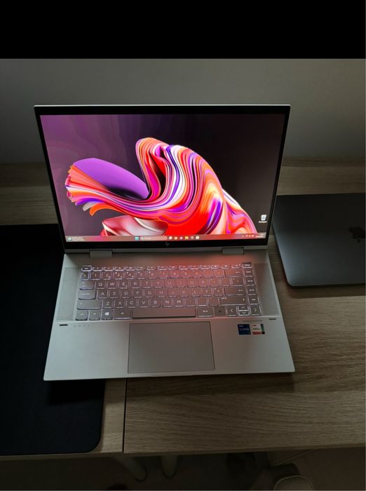 Portátil HP Envy 15.6 x360 tátil multi-toque i7 1TB SSD 16g RAM