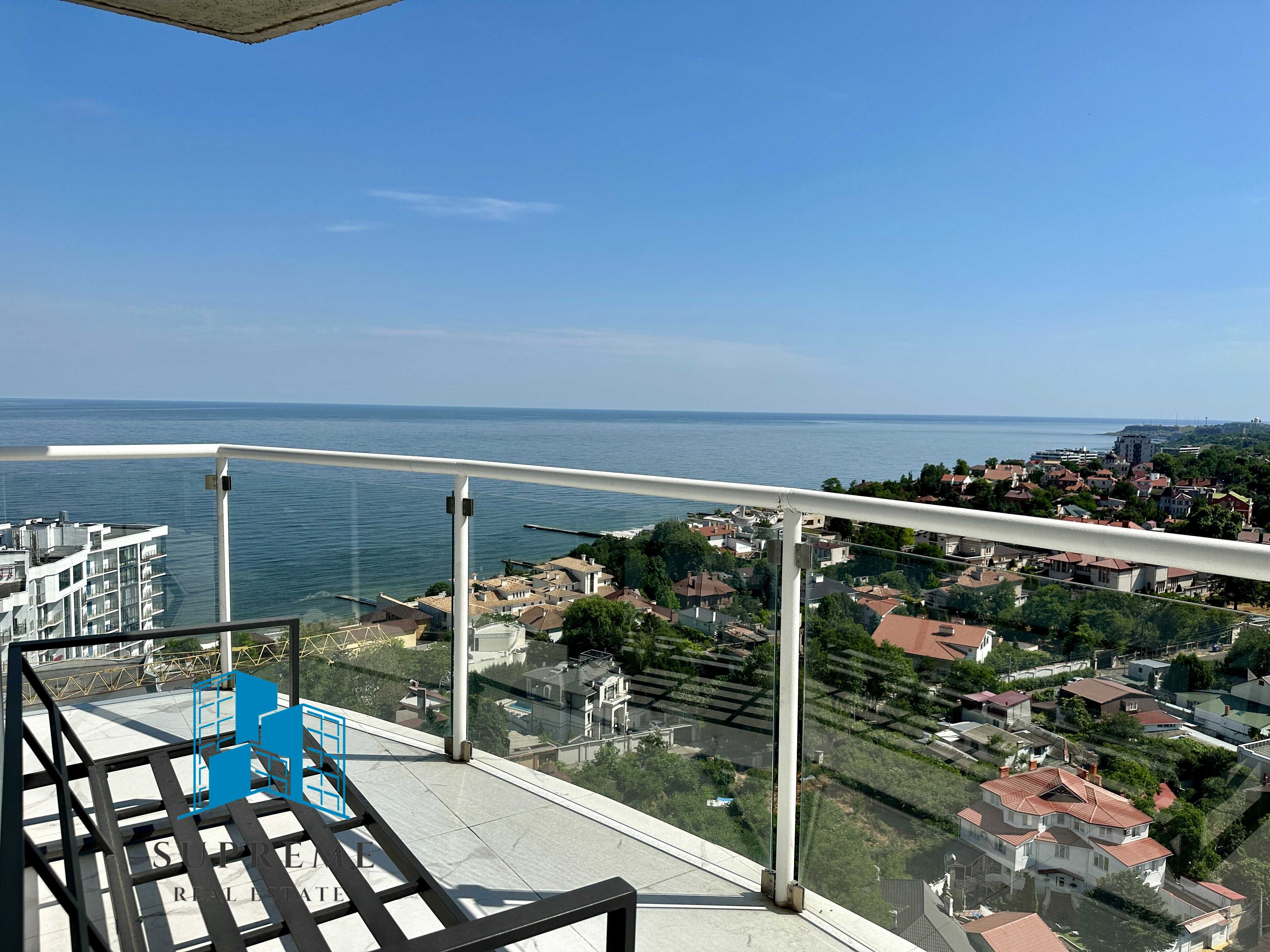 Пентхаус с террасой и панорамой моря в ЖК Корфу/Кордонный переулок
