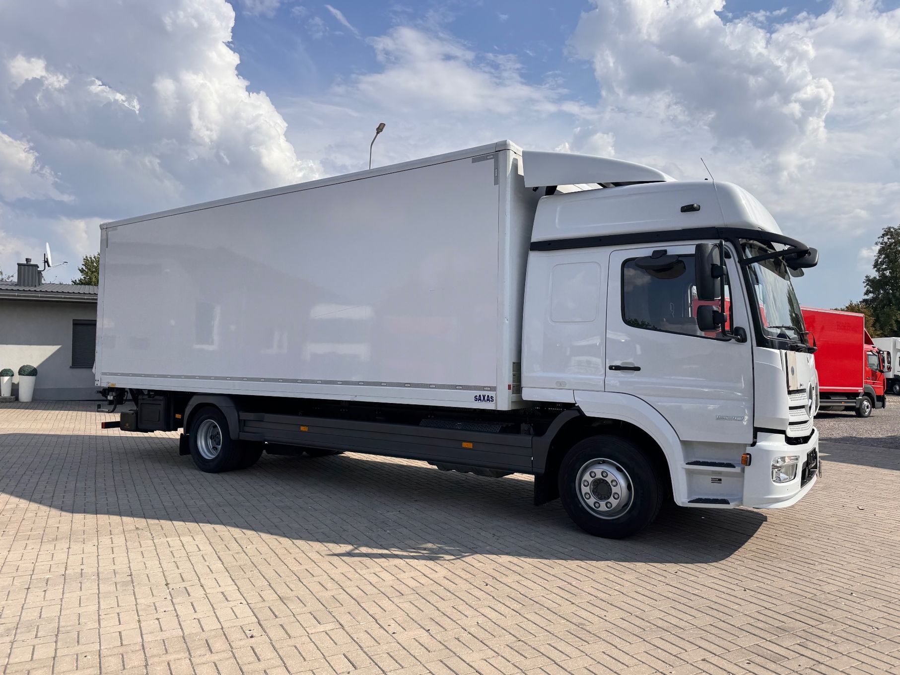 Mercedes-Benz ATEGO  1530 KONTENER 7.30m / Winda / Z Niemiec