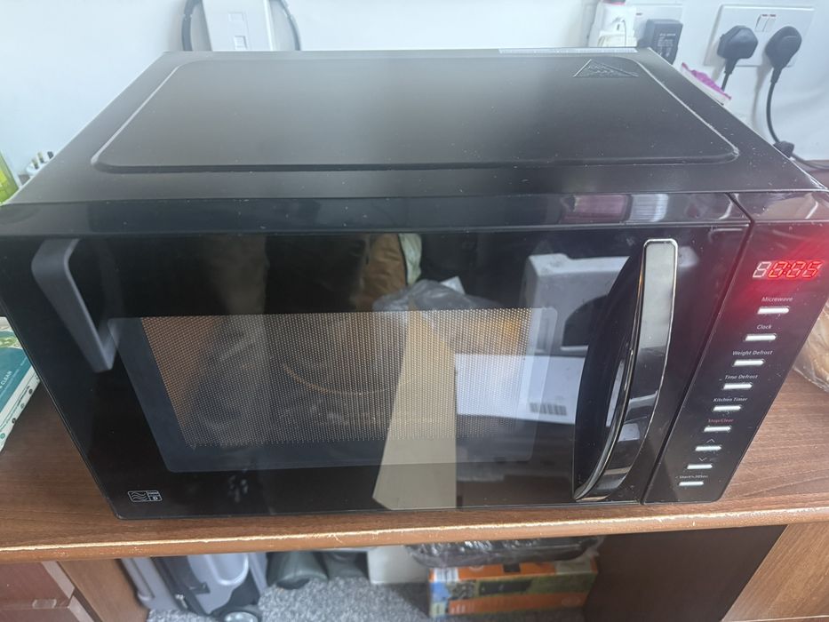 Мікрохвильова піч інверторна