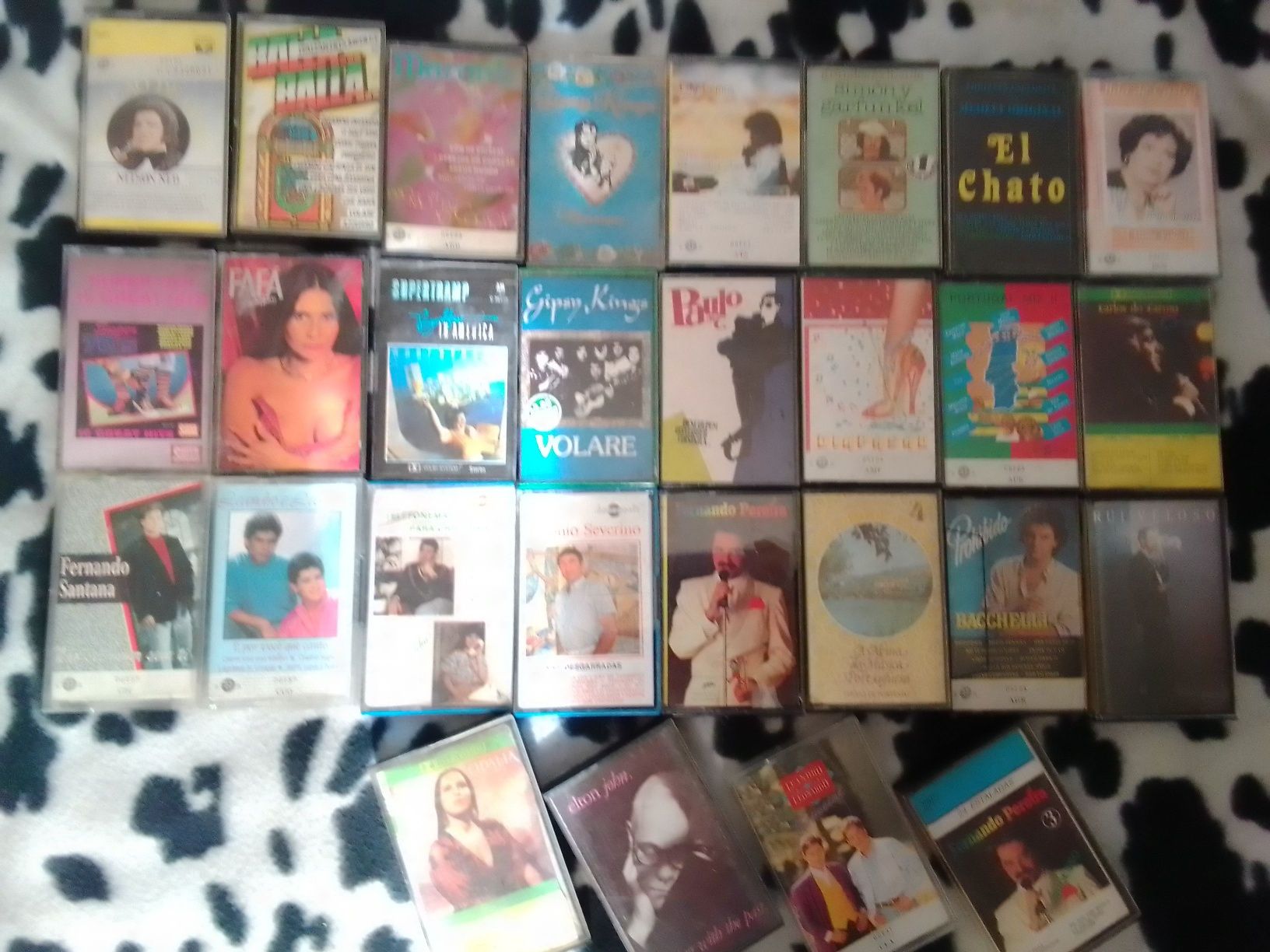 Cassetes de musica variedade , tenho mais cassetes cada 1,50€