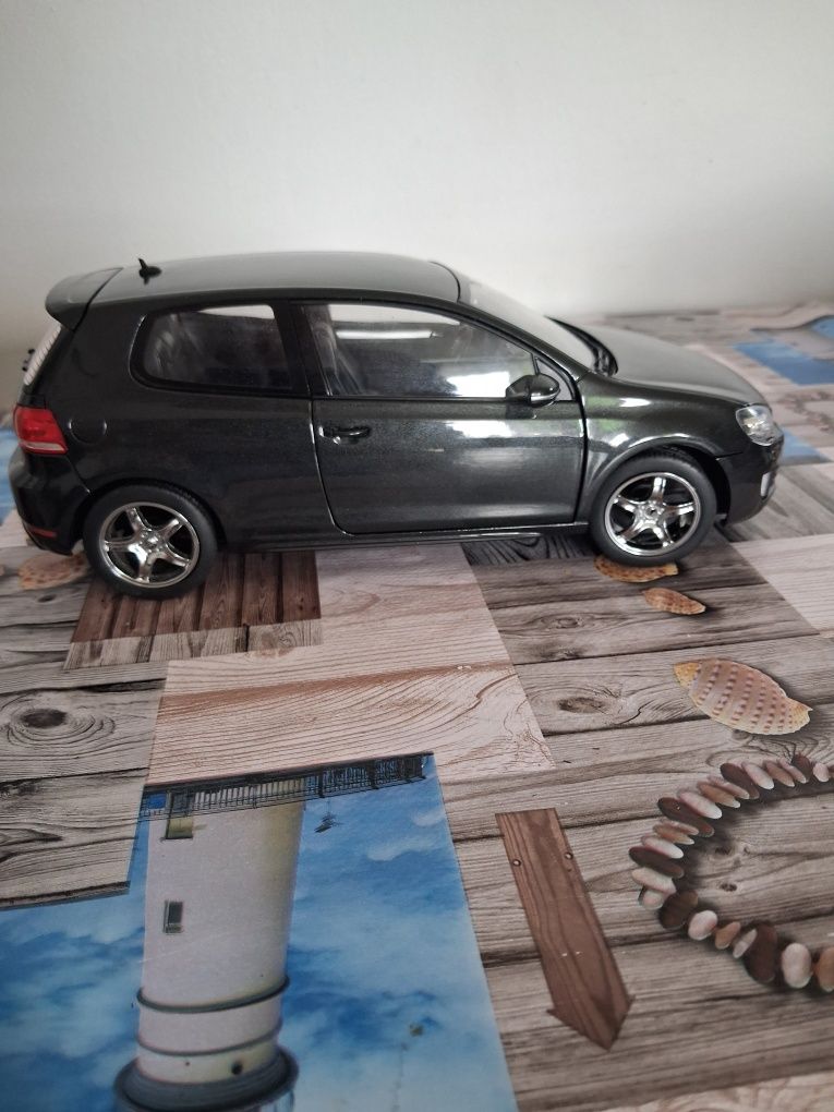 Volkswagen Golf VI Gti Norev 1:18 kolekcjonerski