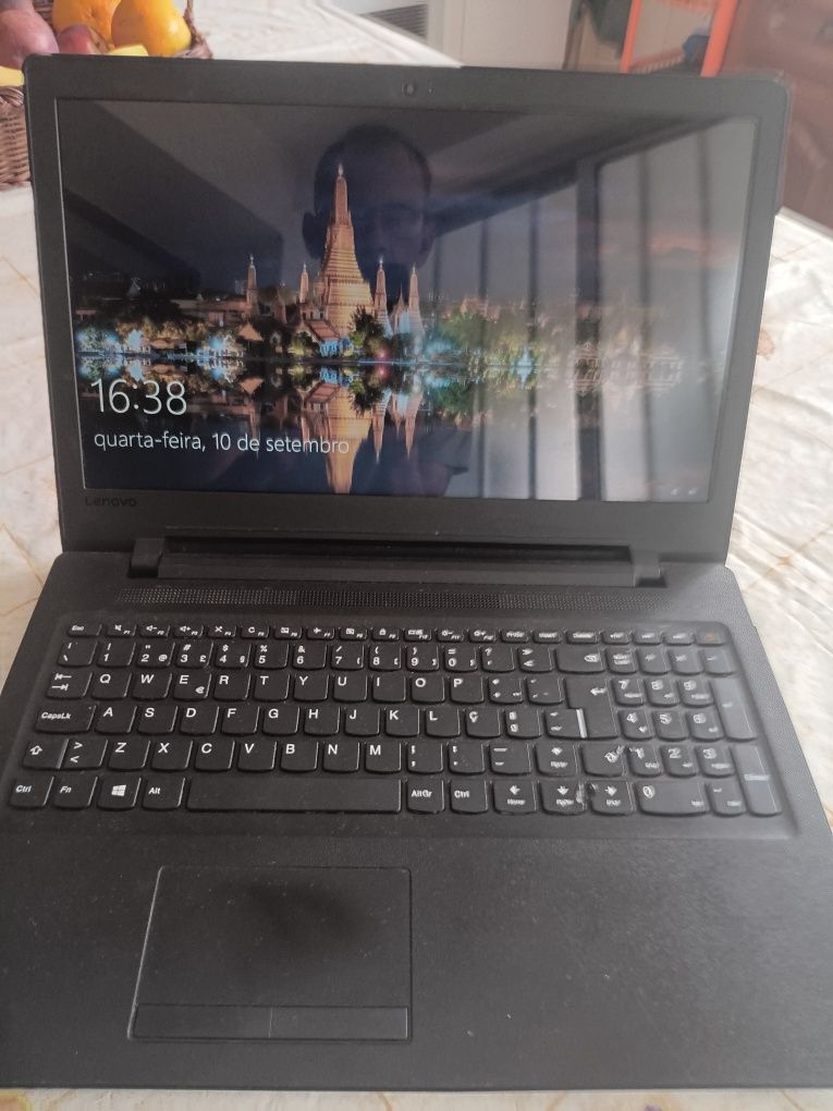 Vendo computador lenovo