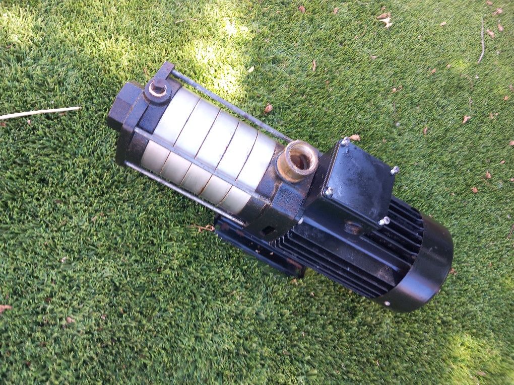 Bomba Grundfos trifásica 1.5kW