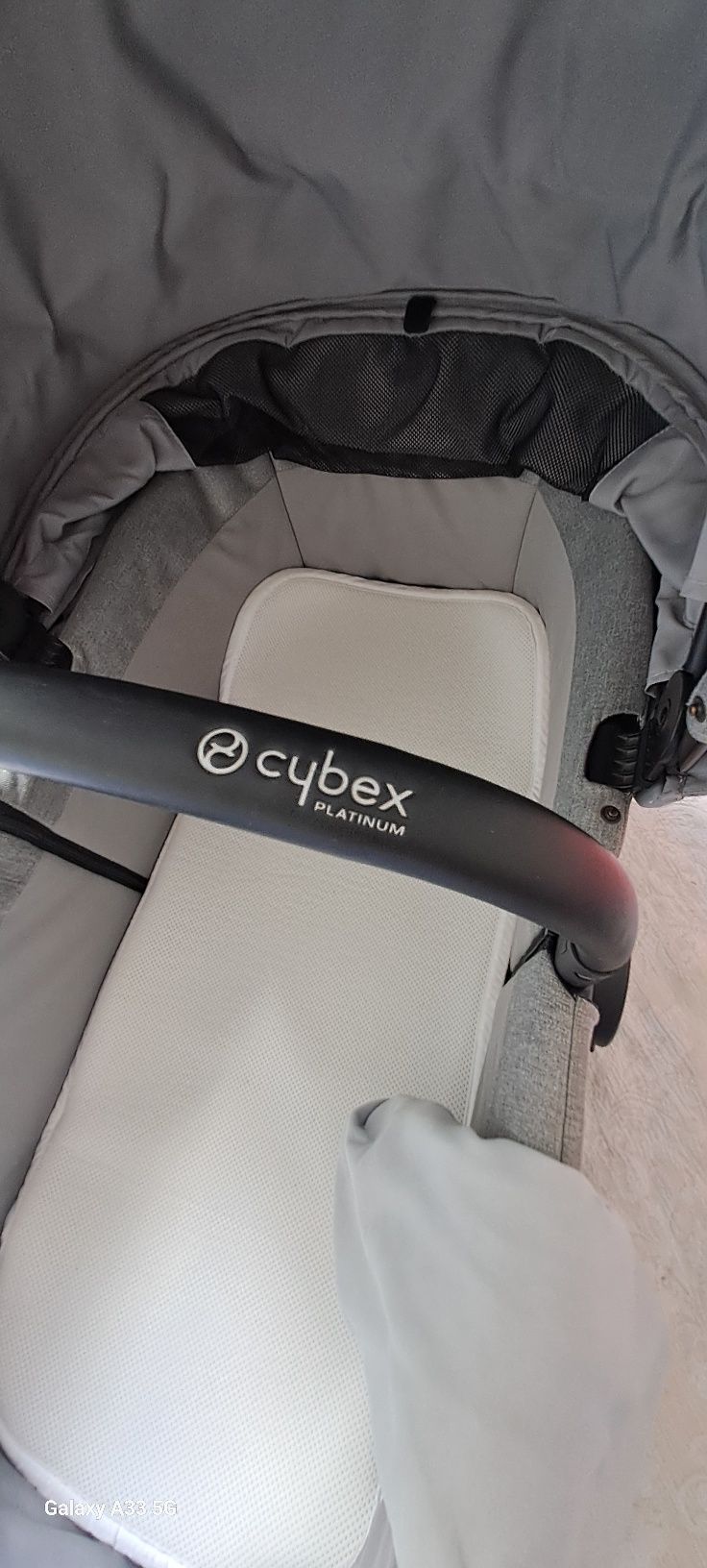 Cybex Platinum Gondola