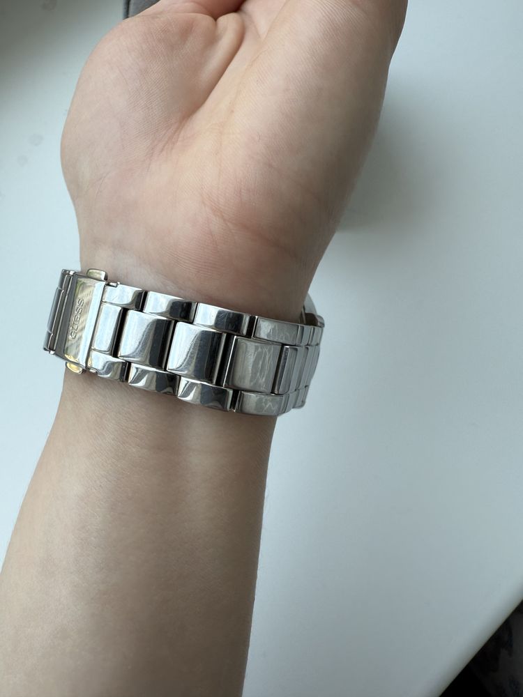 Годинник Guess жіночий