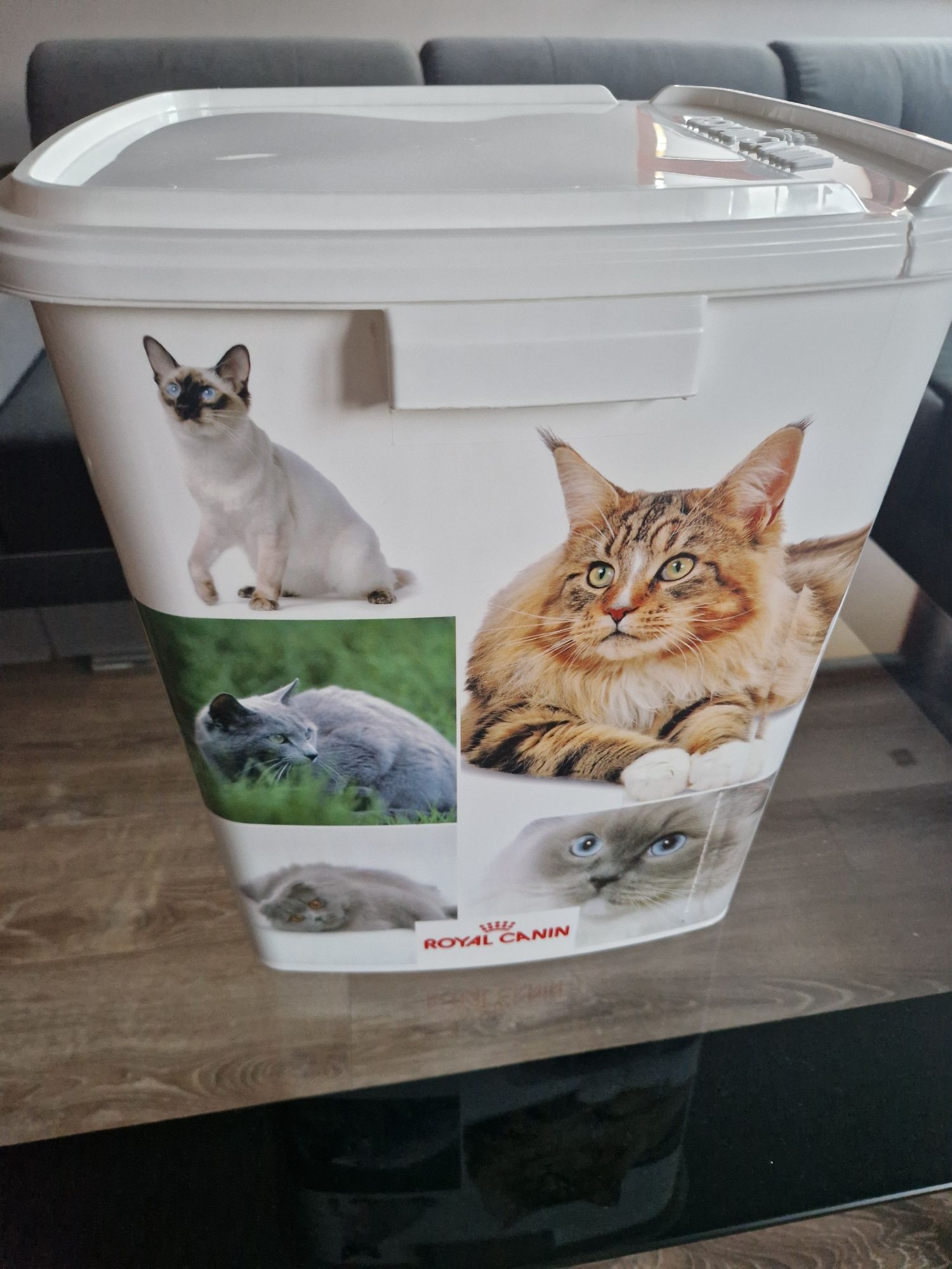 Pojemnik wiadro 40 l na karmę żwir royal canin kot