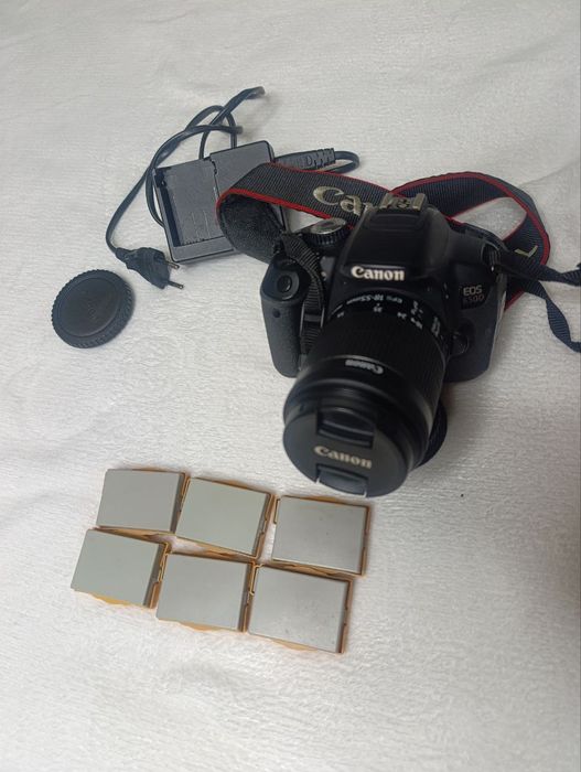 Фотоапарат Canon EOS 650D