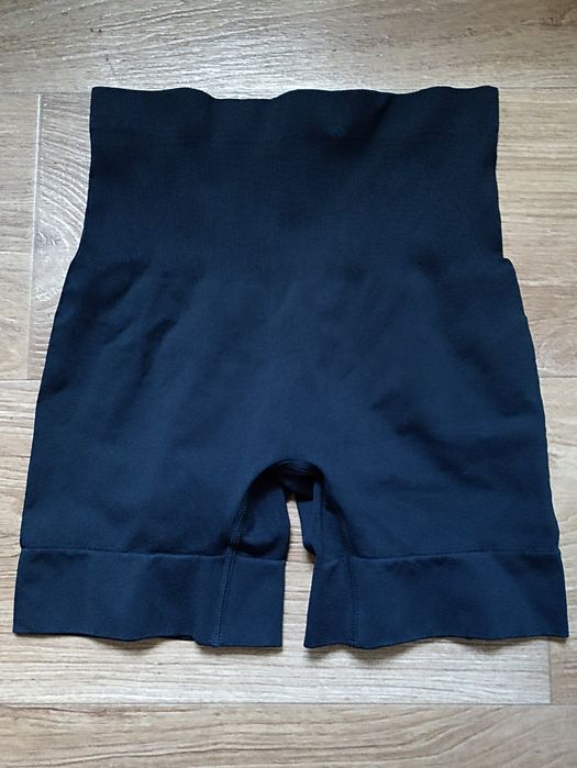 L-XL Новые Утяжка Esmara шорты - утяжка L-XL