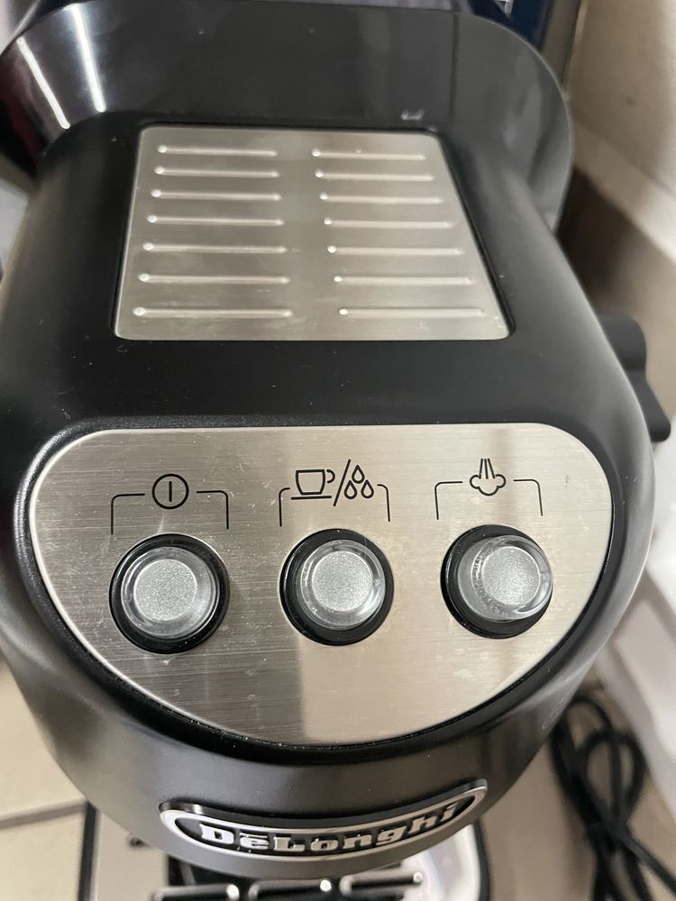 Ekspres kolbowy delonghi stan idealny