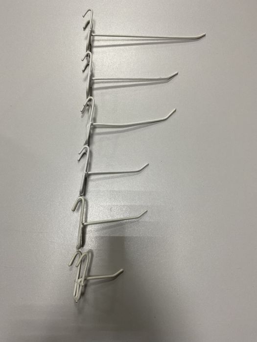 Гачок під фурнітуру