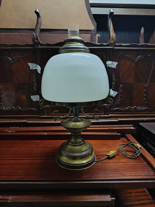 Candeeiro antigo de Sala/Leitura/Decoração