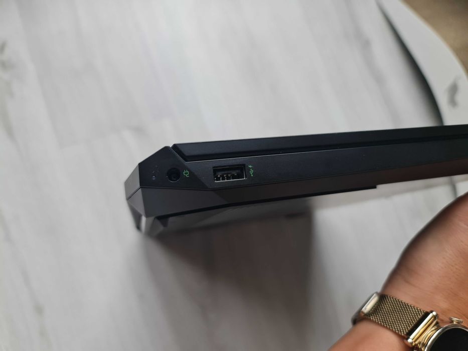 Laptop HP Pavilion Gaming 15,6" FHD/8GB/SSD 1TB+512GB/RTX 30504GB/W10