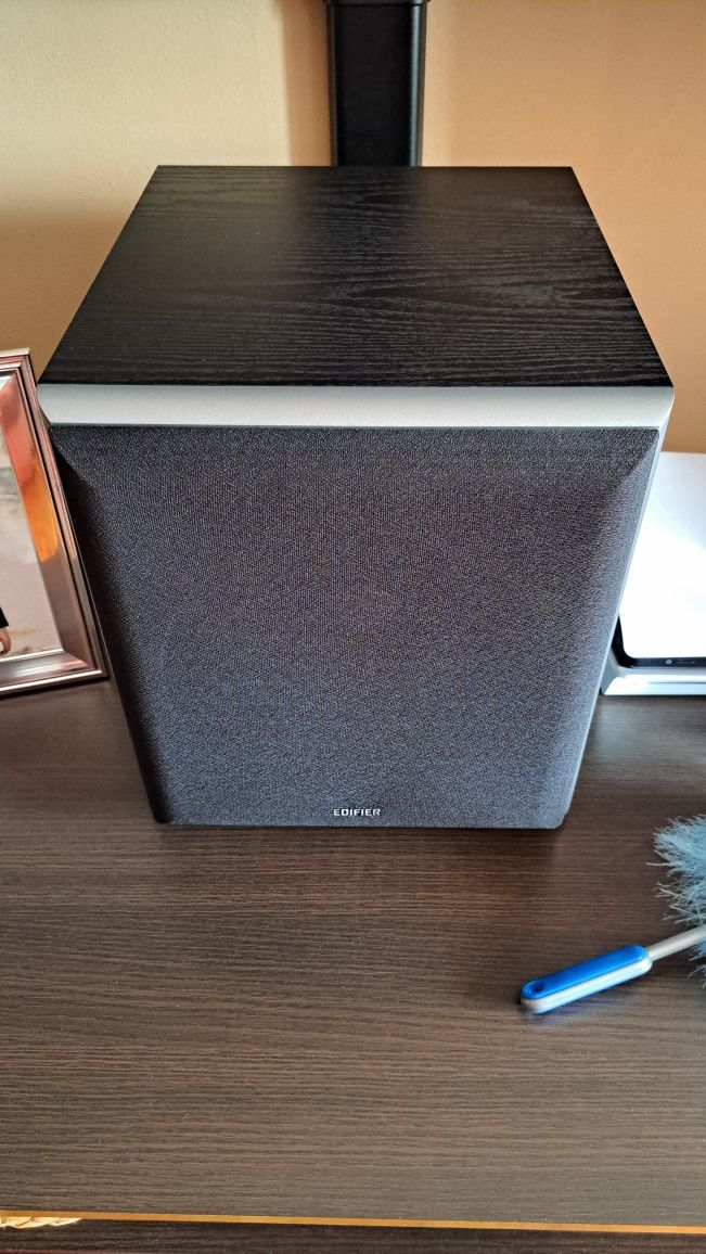 Edifier r2850db plus subwoofer Edifier t5